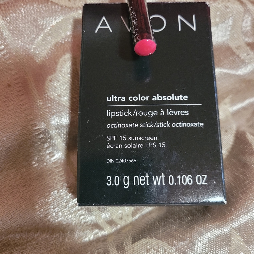 Lipstick and lip liner set